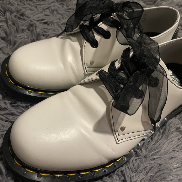 Doc Martens 1461 Heart Oxfords, women’s US9. NWOT. - Picture 4 of 4